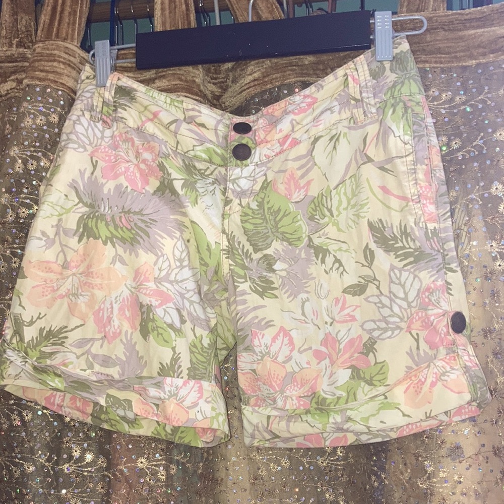 Mossimo Supply Co. cotton floral shorts size 3
